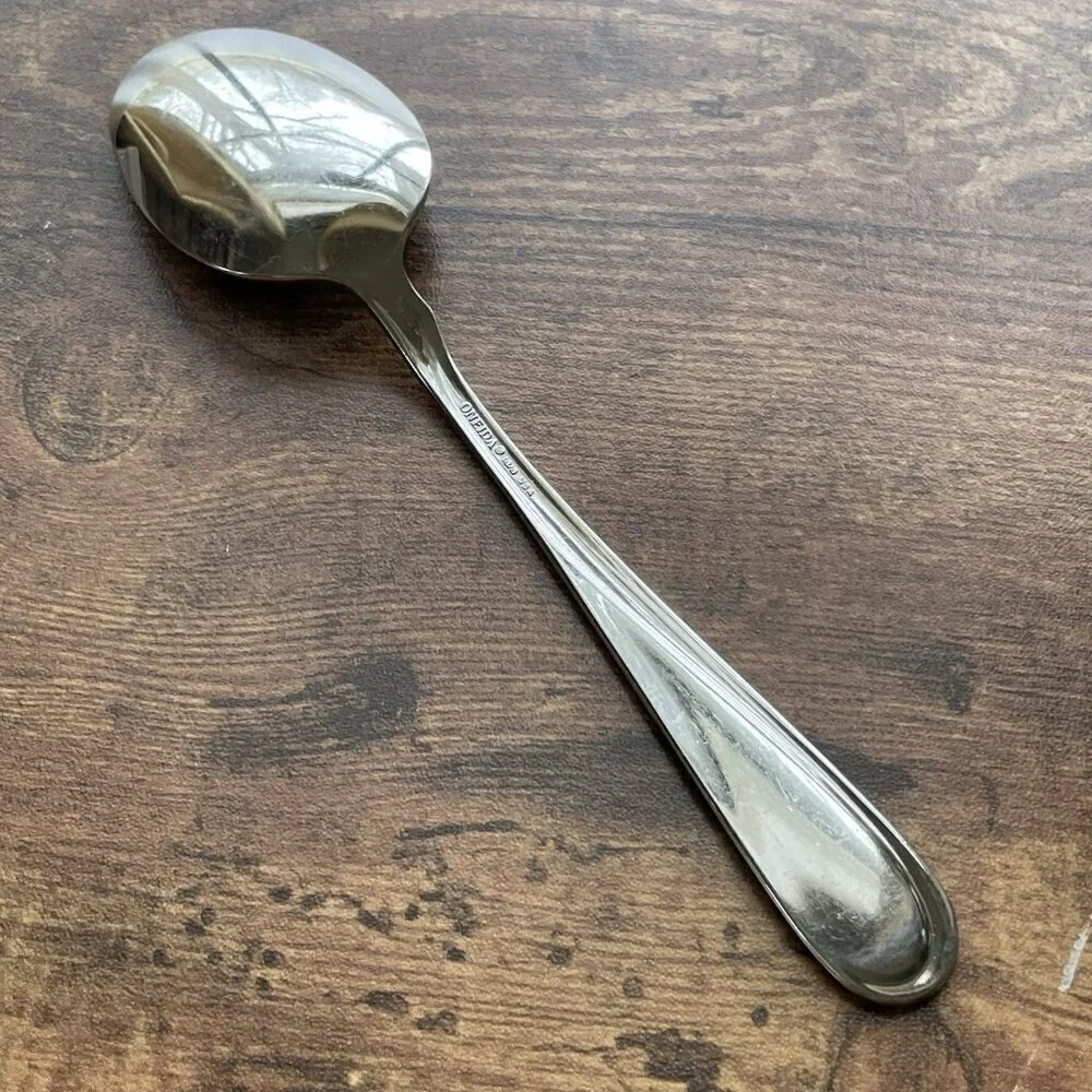 Oneida USA Flight Reliance Dinner Place Oval Soup Spoon Set of 8 Stainless Steel